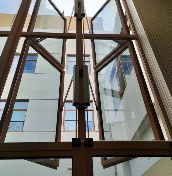 專（zhuān）業生（shēng）產車（chē）間，進口生產設備，產品合格率100％